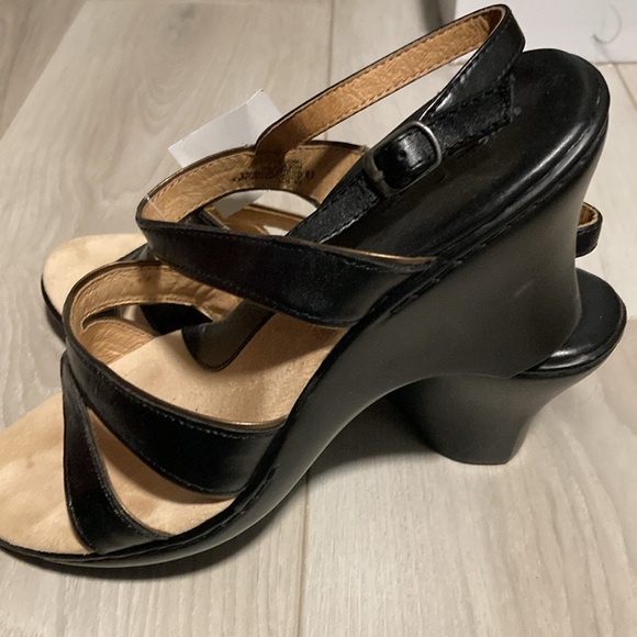 Black Strap Women’s Shoes by Strictly Comfort Sz 8 - Picture 2 of 5